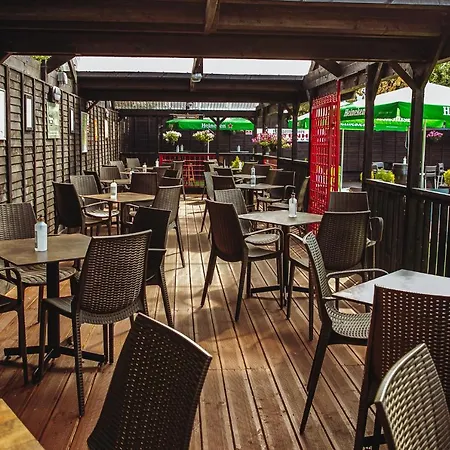 Muskerry Arms Bar And Gasthuis Blarney