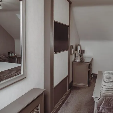 Muskerry Arms Bar And Gasthuis Blarney