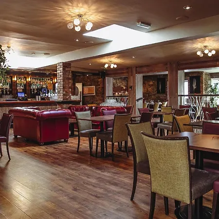 Muskerry Arms Bar And 3* Blarney