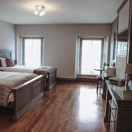 Muskerry Arms Bar And B&B Guest house Blarney