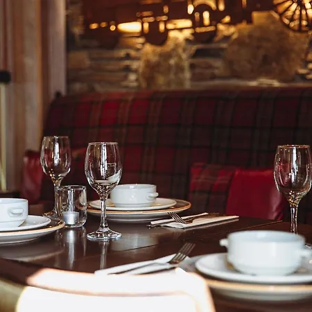 Muskerry Arms Bar And Pensjonat