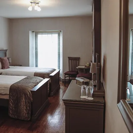 Muskerry Arms Bar&b&b 3* Blarney