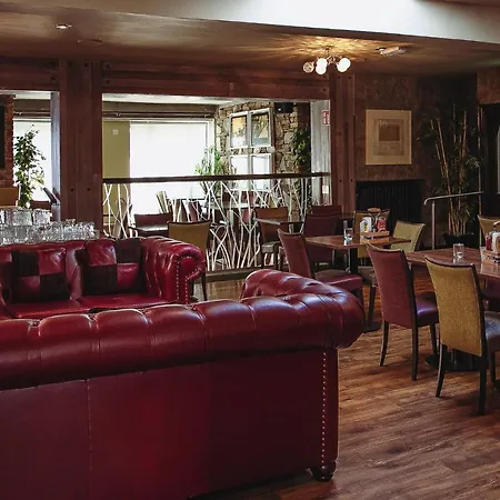 Konukevi Muskerry Arms Bar And Blarney