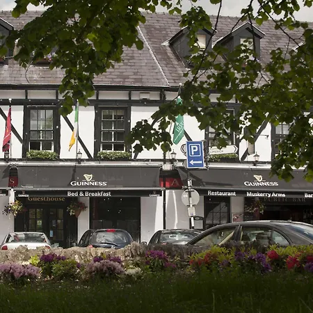 Muskerry Arms Bar And 3* Blarney