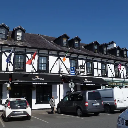 Konukevi Muskerry Arms Bar And 3*