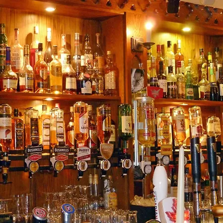 Muskerry Arms Bar And 3*