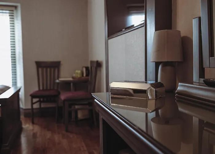 Muskerry Arms Bar And 3*