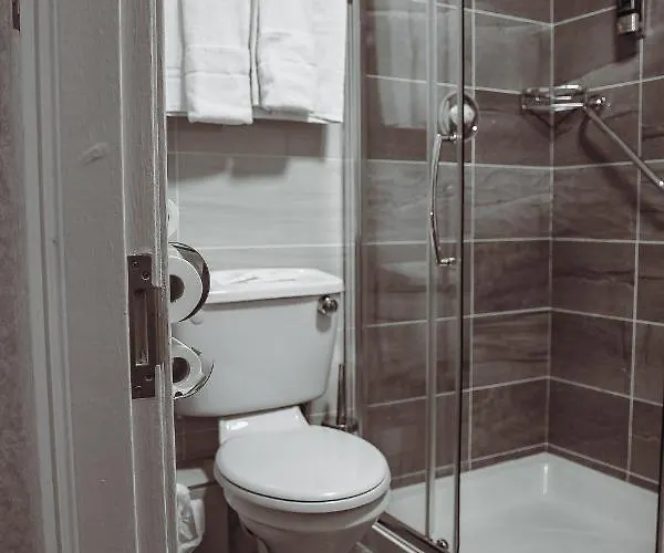 Gasthuis Muskerry Arms Bar And 3*