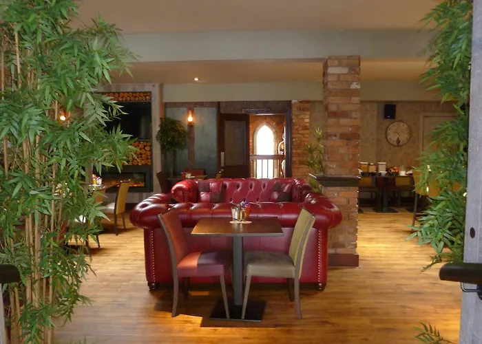 Muskerry Arms Bar And 3*